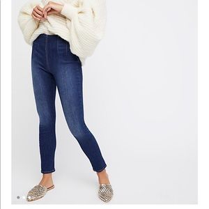 Free People ultra High Pull-on Leggings